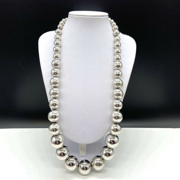 Napier Jewelry - Vintage NAPIER Silver Graduated Beaded Necklace